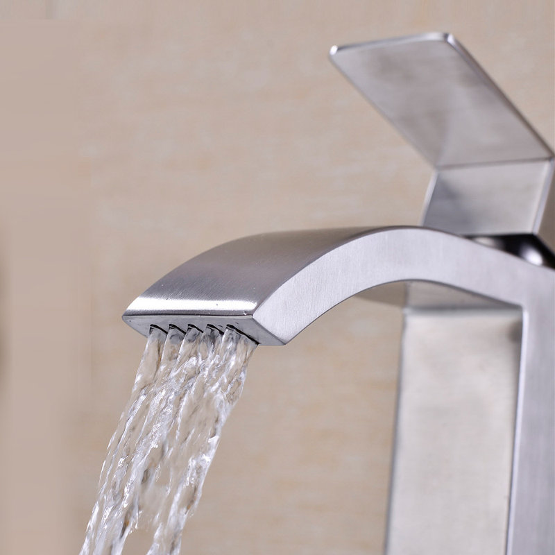 Robinet de lavabo monotrou Bathroon avec bonde escamotable, Nickel brossé