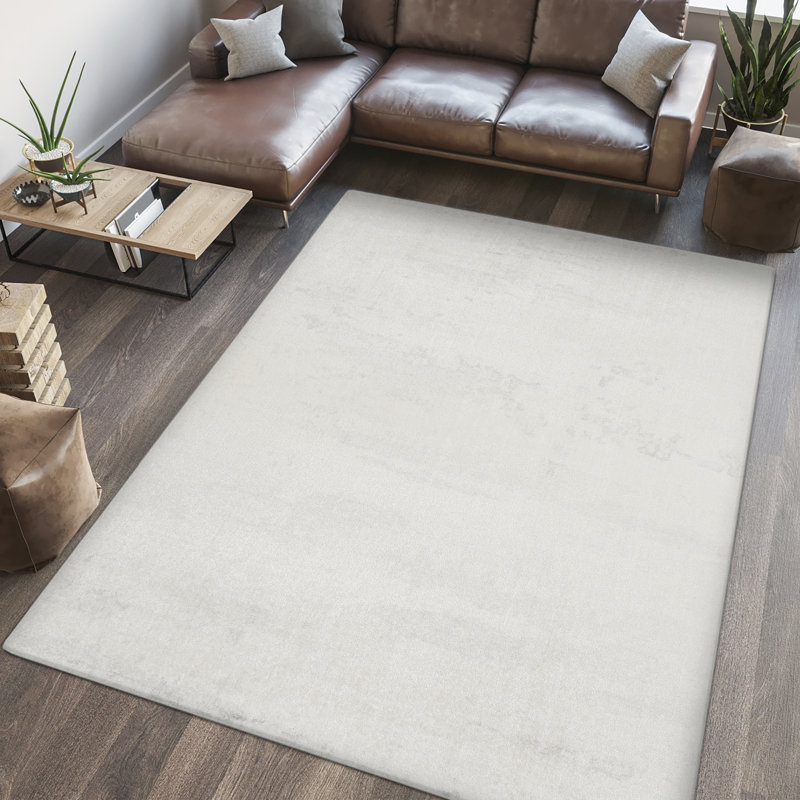 Yaniyah Classic Solid Low-Pile Machine-Washable Cream Rug, Rectangle 7'10" x 10'
