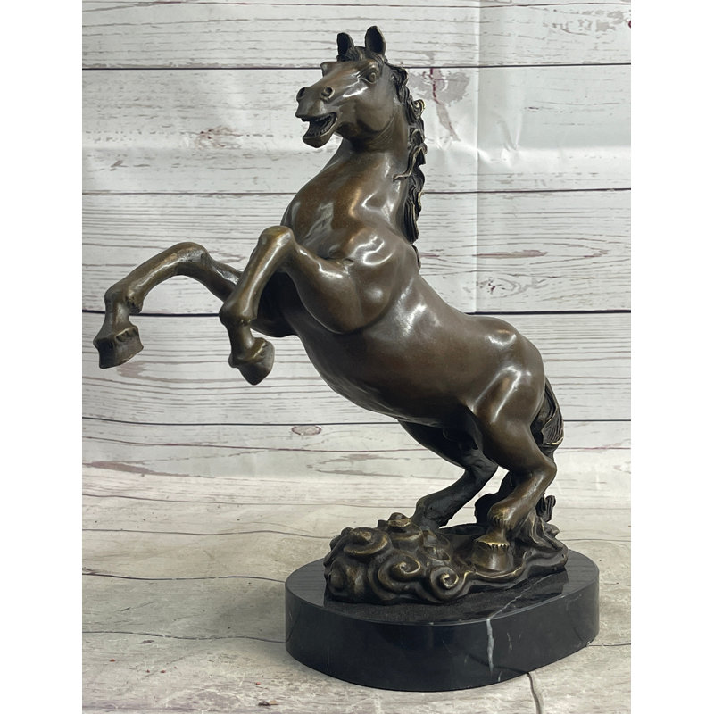 Statue de cheval