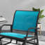 Chaise berçante confortable en maille