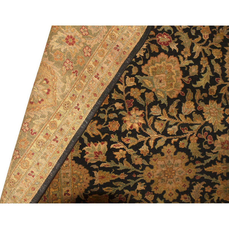Tapis brun / noir noué à la main