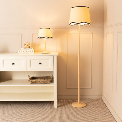 Glynda Table Lamp