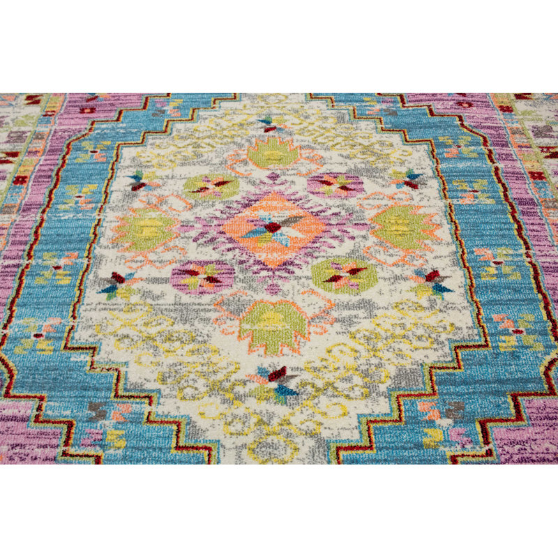 Larrick Oriental Indoor Rug, Runner 2'2" x 6'