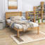 Lit plateforme en bois avec tête de lit et lattes Leajah-531359616