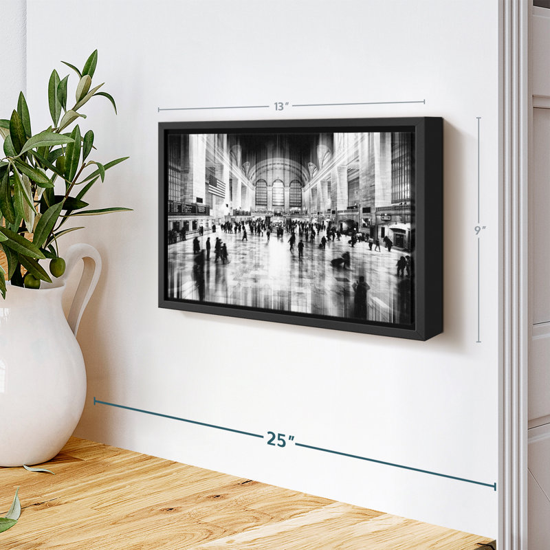 «Urban Stretch Grand Central Wall Art», H 9 po x l 13 po