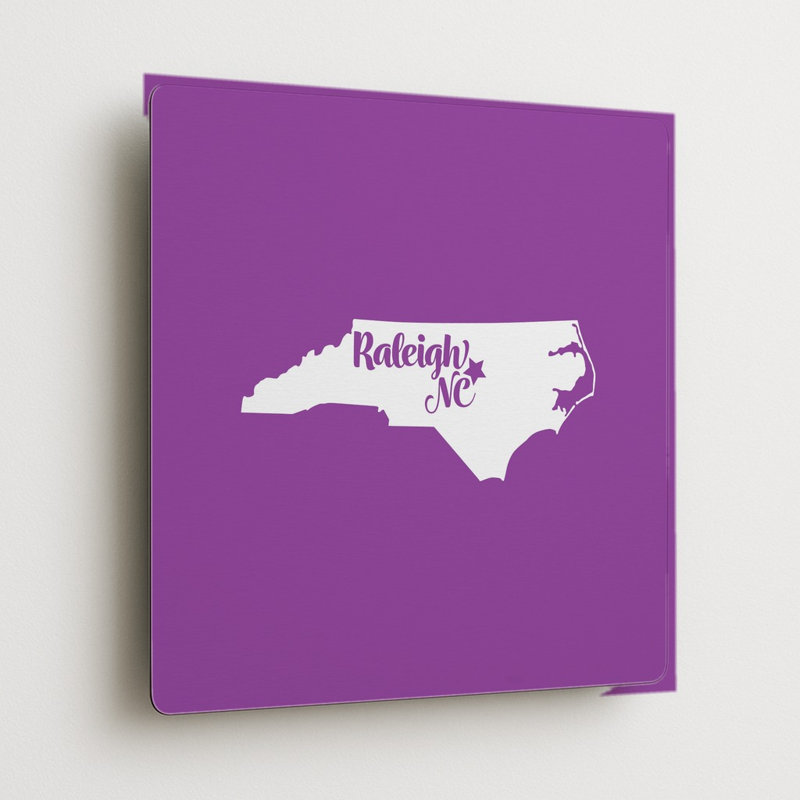 Home Sweet Raleigh — Silhouette de l'État de Caroline du Nord — Décoration murale carrée en métal, 32" H x 32" W