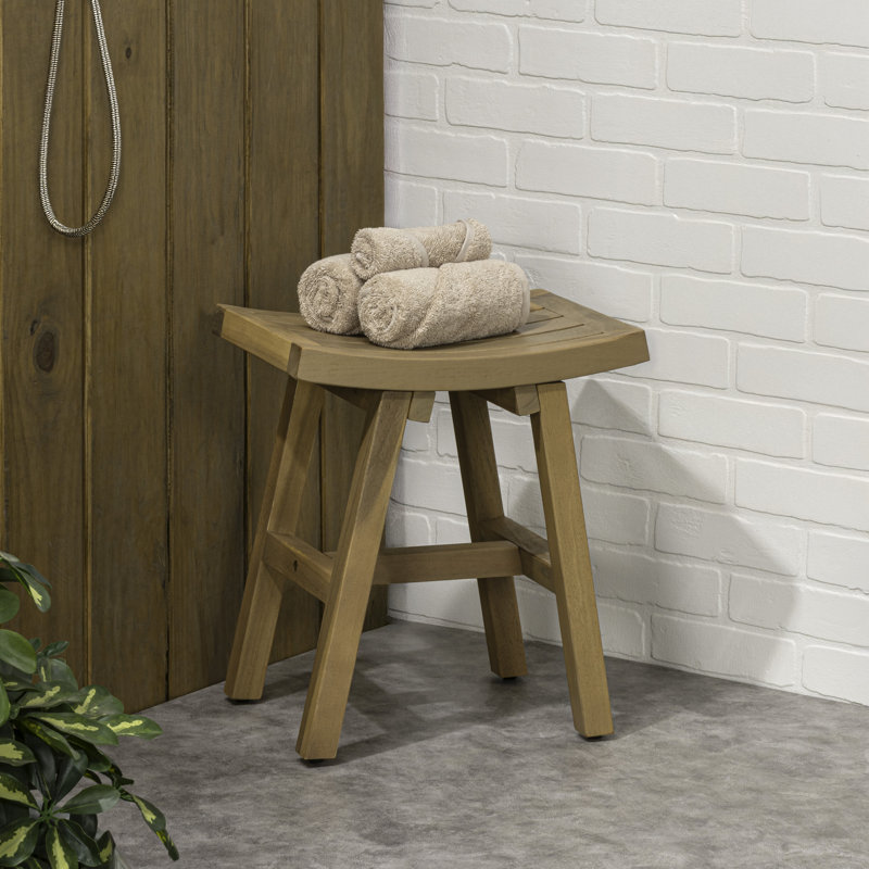 Tabouret de douche en bois d'acacia massif Tamlyn, Teck clair
