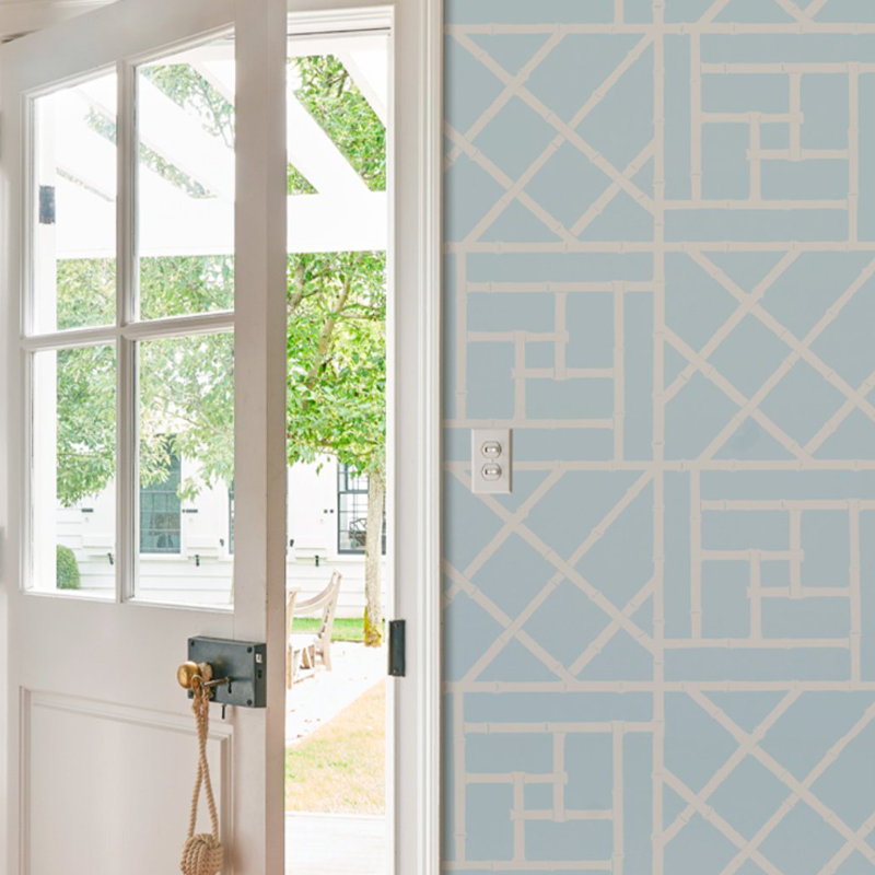 Papier peint treillis Schumacher x Cristina Buckley, Bleu ciel