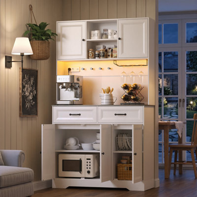 Armoire de cuisine 71 po H avec 5 portes, tablettes réglables, support à vin, bande lumineuse à DEL et prise de courant intégrée