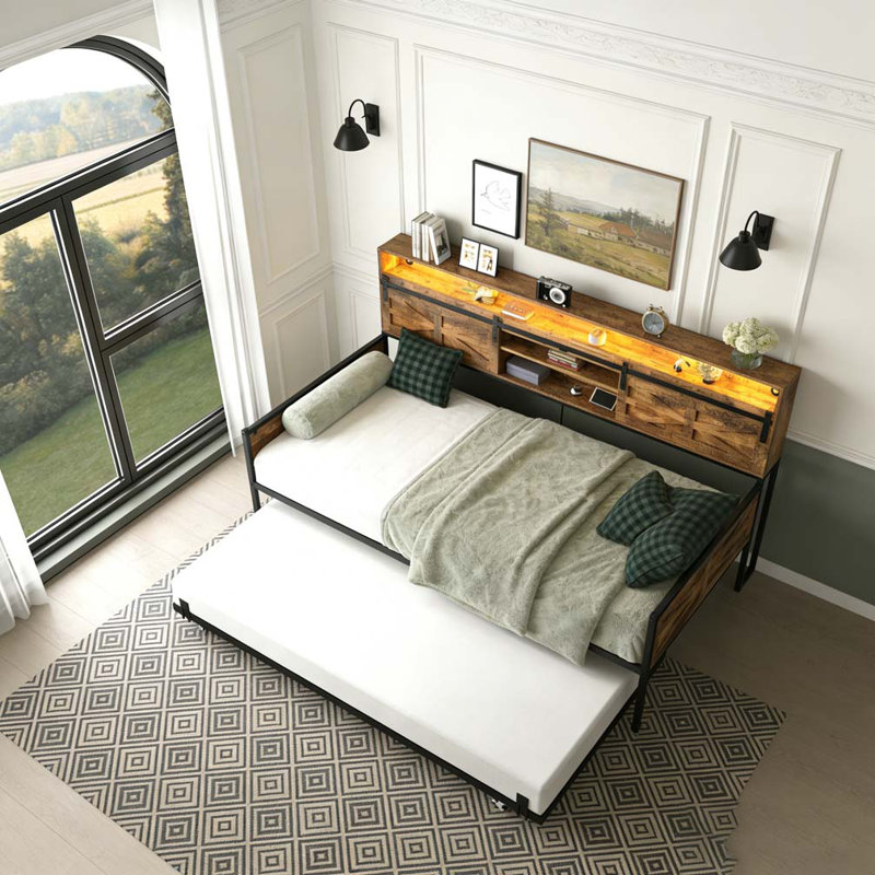 Lit de jour simple avec couchette