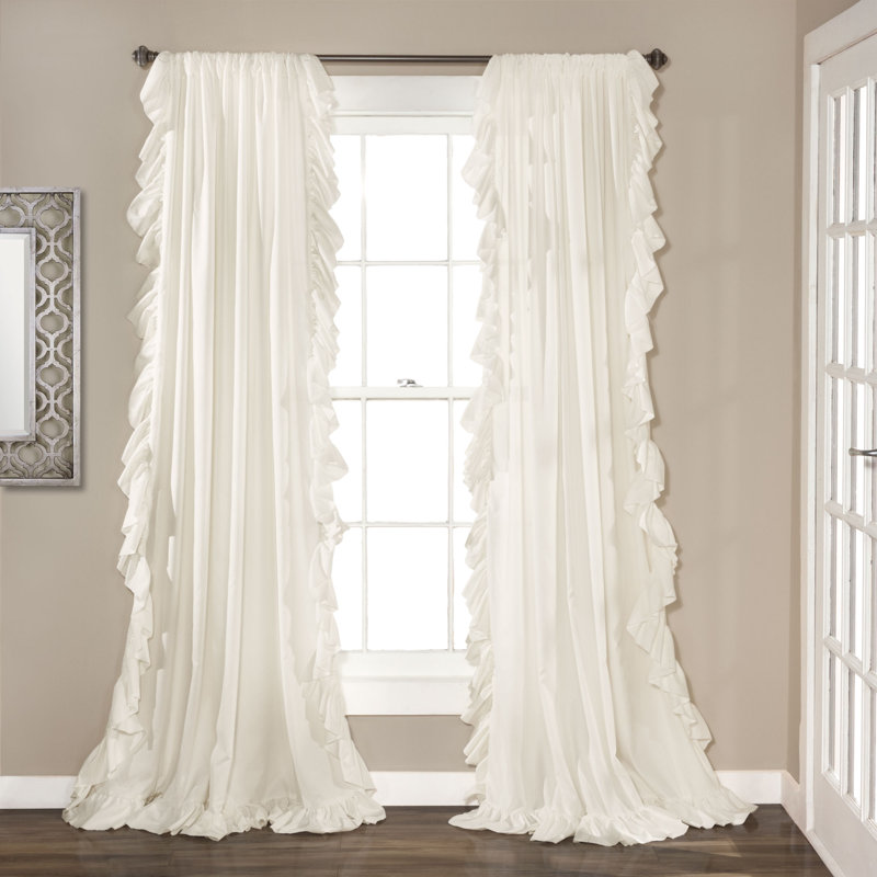 Paire de rideaux semi-transparents Reyna, L 54 po x L 84 po, Blé
