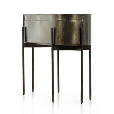 Jed Metal Planter