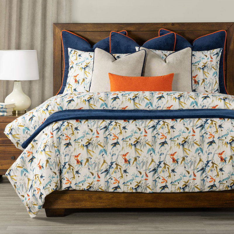 Hummingbird Polyester Baffle Box Stitch Abstract Duvet Cover & Insert, California King Duvet Cover + 2 King Shams + 3 Thr