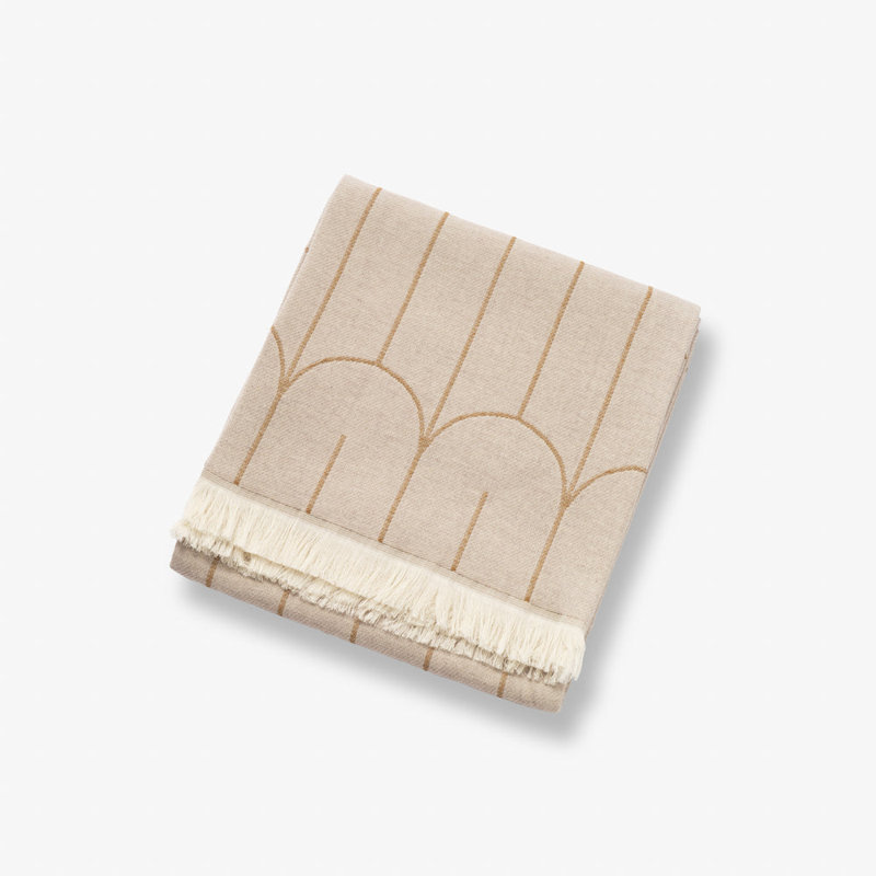 Scales Throw, Ochre
