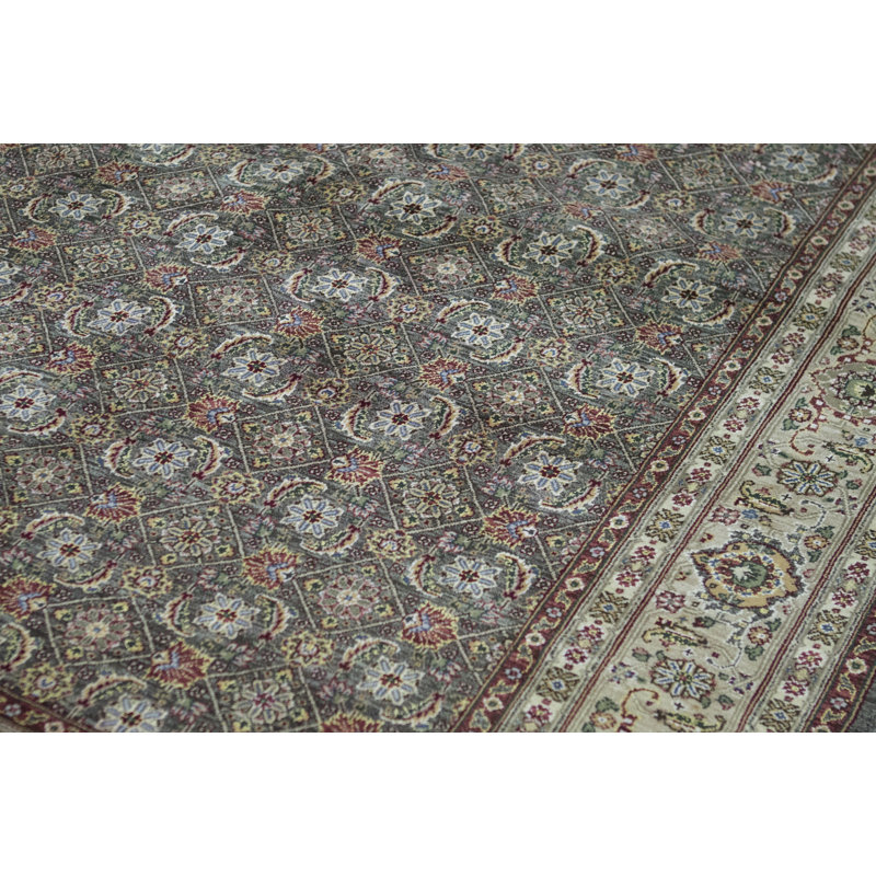 Hand-Knotted High-Quality Brown Area Rug