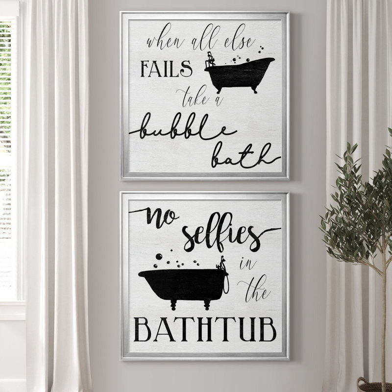 «Take A Bubble Bath», ensemble de 2 reproductions d'impressions, H 17,5 po x l 35 po x P 1,5 po, Toile avec cadre argenté