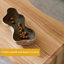 Table basse simple et moderne en bois massif avec nuage de vallée
