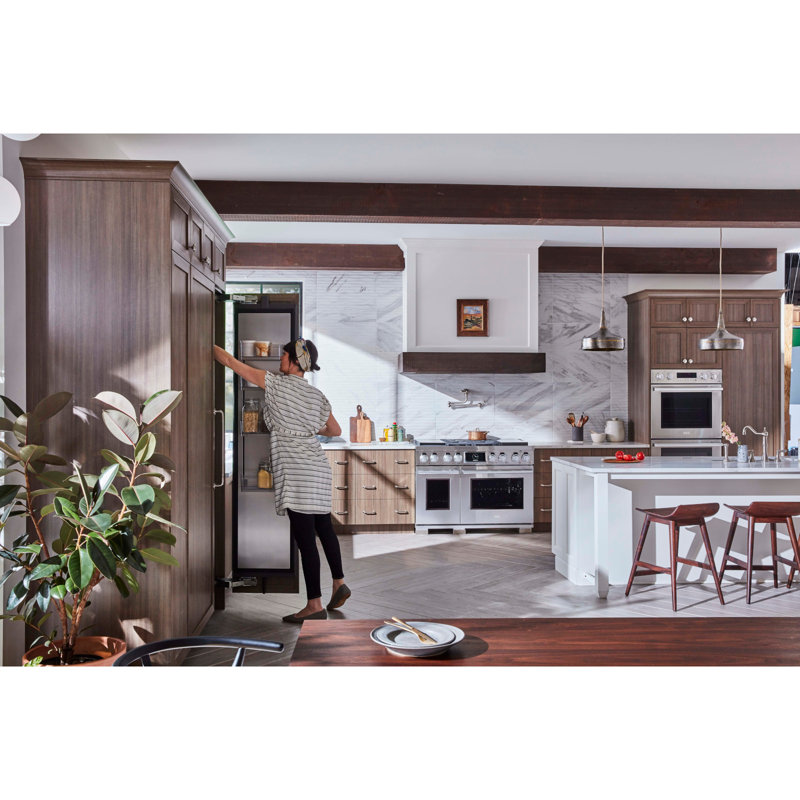18-Inch Integrated Column Freezer
