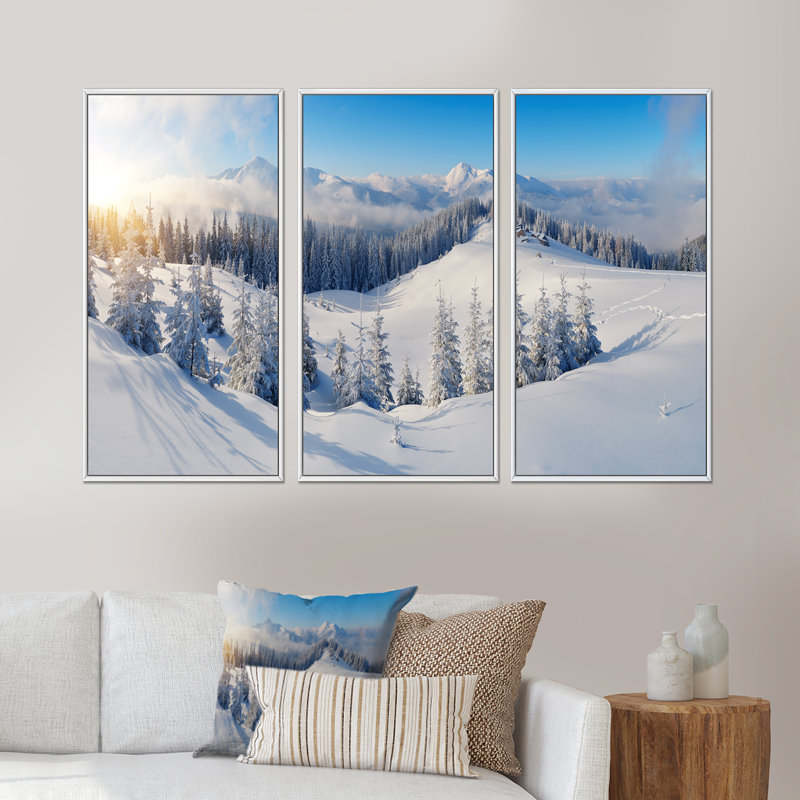«Winter Mountains Panorama», ensemble de 3 toiles encadrées, H 20 po x l 36 po, Blanc