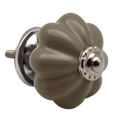 Nicola Spring - Floral Ceramic Cabinet Knobs