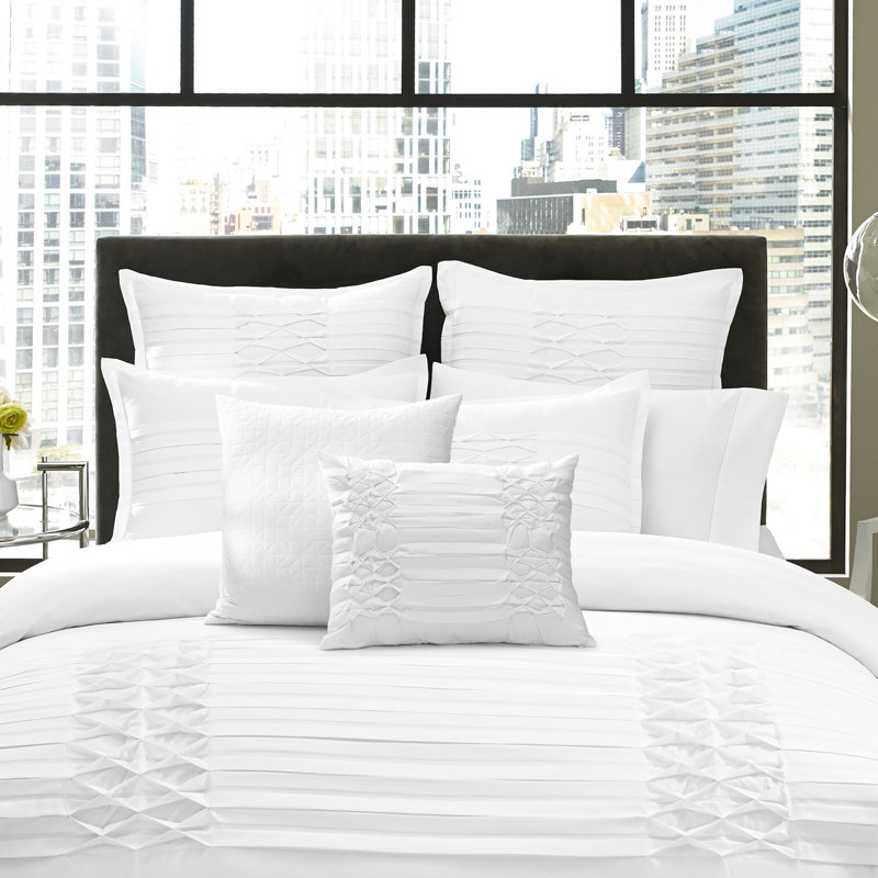 White Triple Diamond Textured Microfiber Throw Pillow Set
