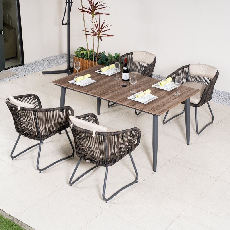 Ensemble repas d'extérieur rectangulaire avec coussins 62 po pour 4 personnes