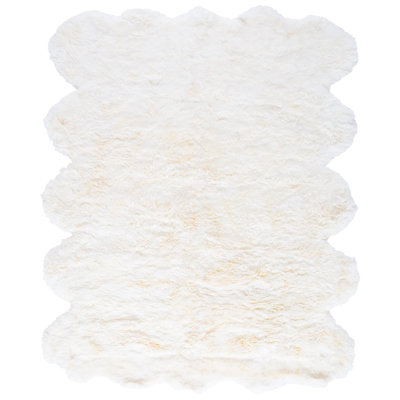 Mera White Handmade Sheepskin Rug