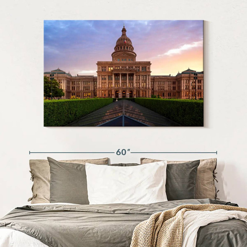 Iconic Texas Capitol, H 34 po x l 51 po