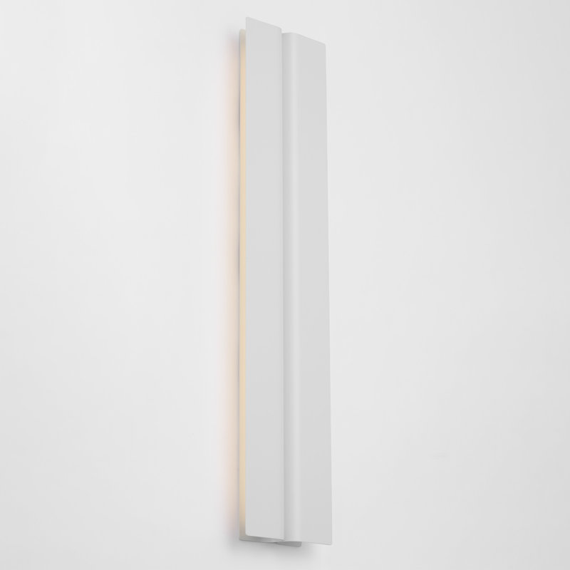 Cloak 1 - Light LED Vanity Light, 24" H x 5" W x 1.3" D, Matte White, Aluminum