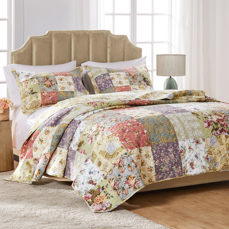 Blooming Prairie Multicolor Cotton Reversible King Quilt Set