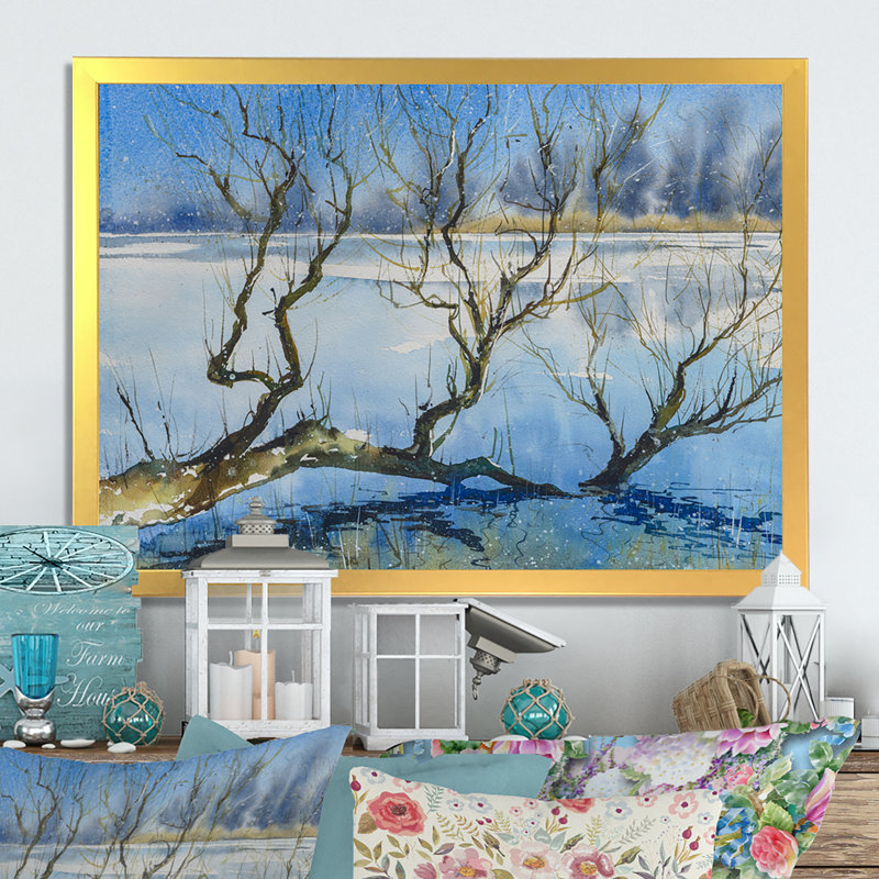 Arbre dans un lac d'hiver - reproduction d'art sur toile, Cadre doré, H 30 po x l 40 po x P 1,5 po