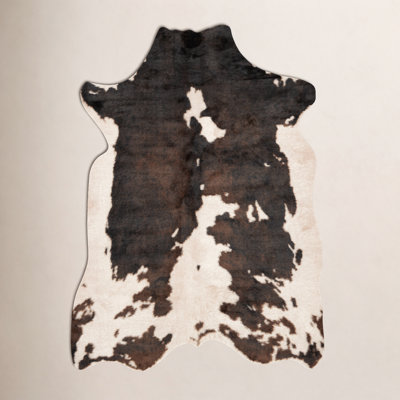 Epic Performance Hand Hooked Faux Cowhide Animal Print Indoor Rug