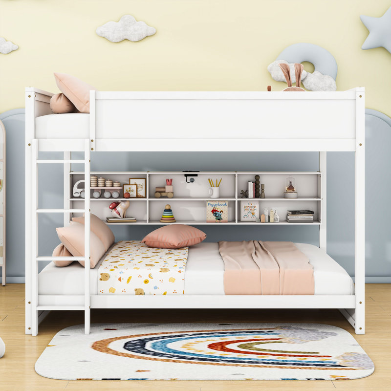 Grand lit superposé en bois avec échelle et tablettes de rangement, Blanc