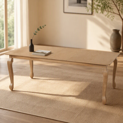 EXT. TABLE À MANGER