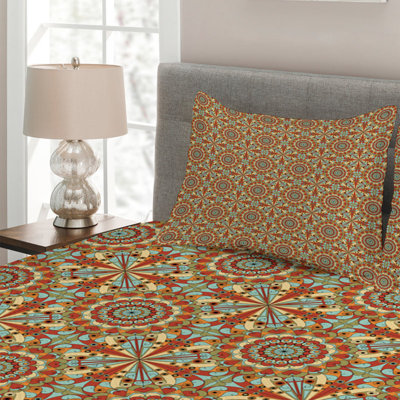 Traditional Geometric Shapes Coverlet