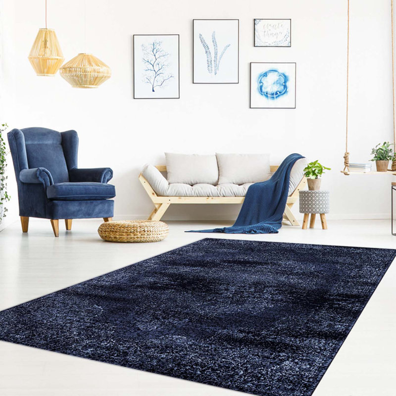 Tapis oriental bleu marine / ivoire, Rectangle 6 pi 7 po x 9 pi 2 po