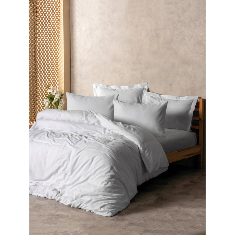 Luxury Quilt Cover Set, 100% Cotton Ranforce, White | Includes Duvet Cover (78.7 x 78.7 inches) & 2 Pillowcases (31.5 x 31.5 inches) | Reactive Printing, Machine Washable, Elegant Button Closure Design