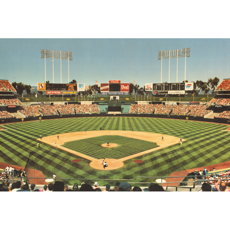 Oakland Coliseum, H 12 po x l 18 po