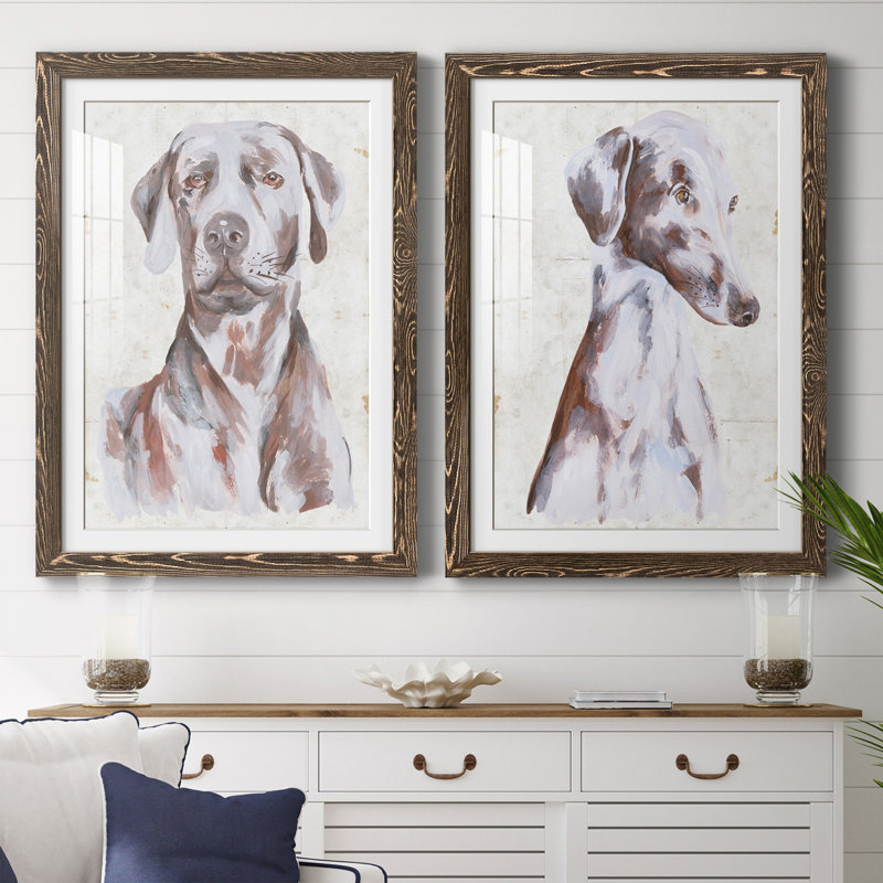 Chien assis I Premium encadré mat - prêt à être accroché, H 43,5 po x l 31,5 po x P 1 po, Noyer