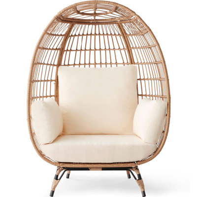 Wicker Outdoor Lounge Chair