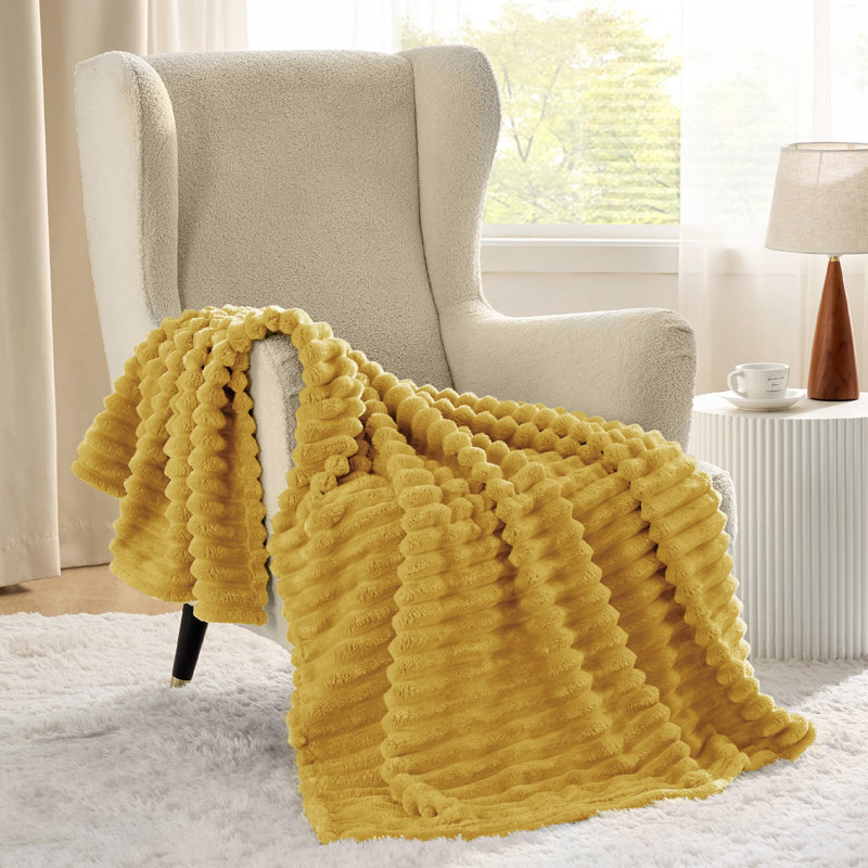 Bedsure Soft Fleece Throw For Beds & Sofas, Honey, 200cm x 150cm