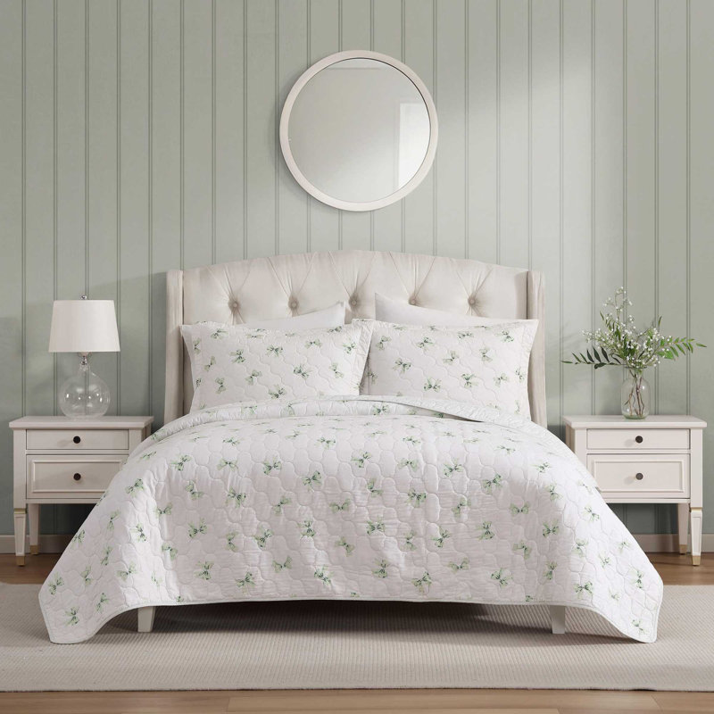 Laura Ashley Bouncy Bows Cotton Reversible Green Quilt Set, King Quilt + 2 King Shams