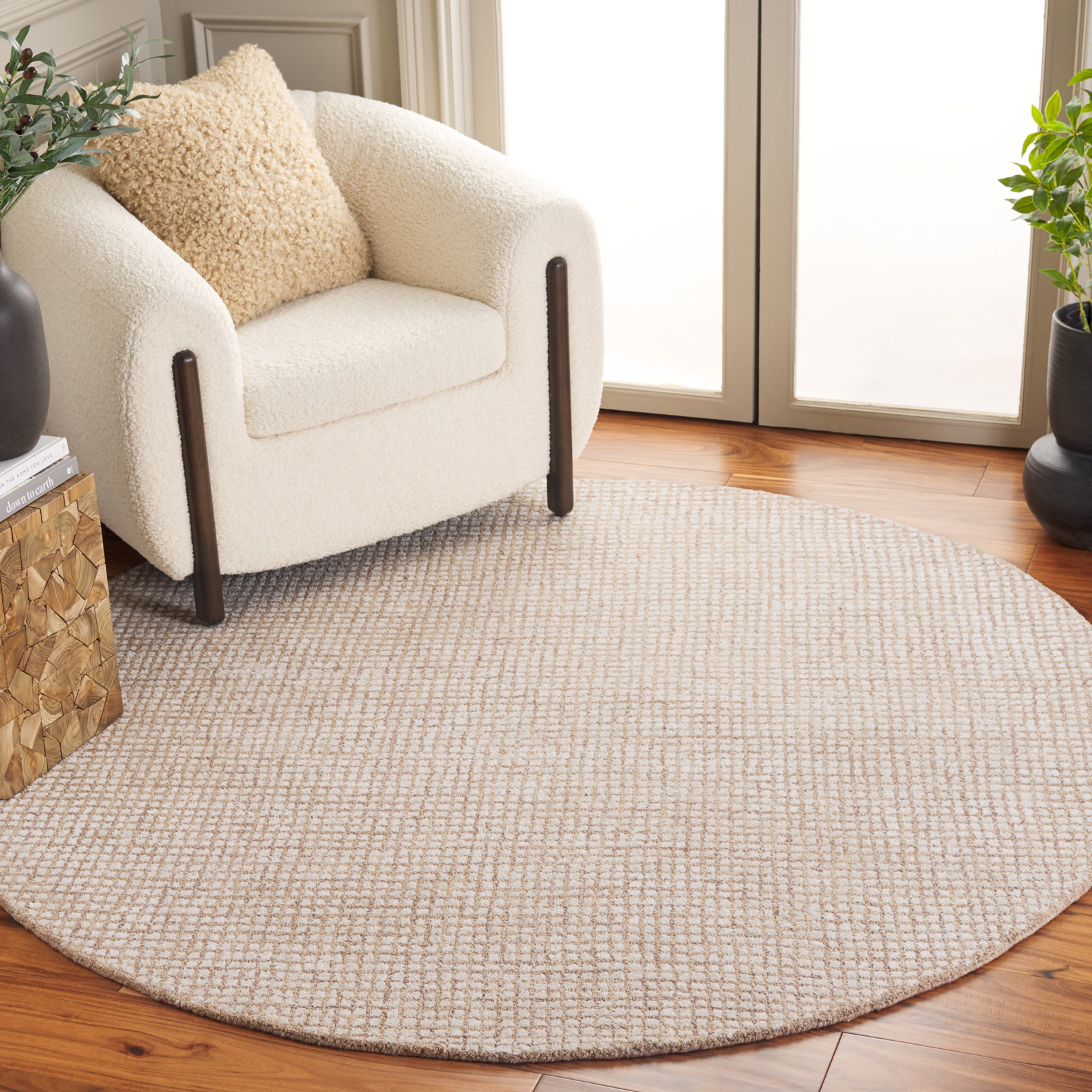 Rowe Ivory Beige Hand-Tufted Rug, Round 6'
