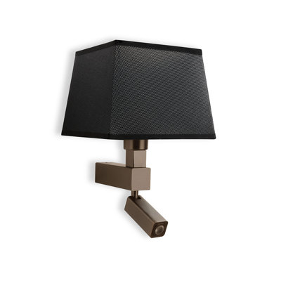Kiro LED Wallchiere
