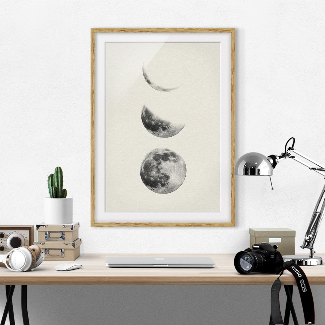 Gerahmtes Poster Three Moons