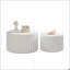 Ensemble de tables basses rondes festonnées blanches