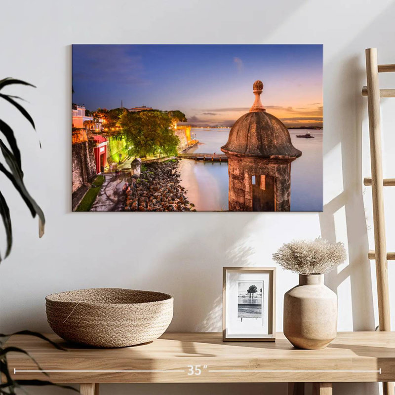 Gillard, bord de mer, ville de San Juan, H 20 po x l 30 po