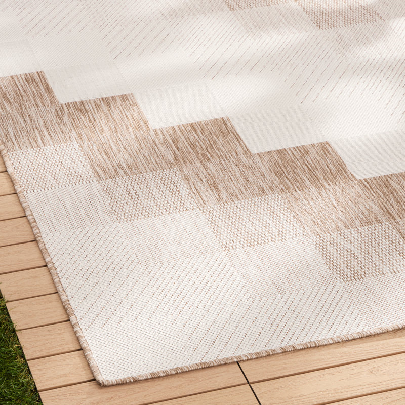NICOLE MILLER NEW YORK Patio Country Ombre Chevron Outdoor Area Rug, Beige/Cream, Rectangle 7'9" x 10'2"