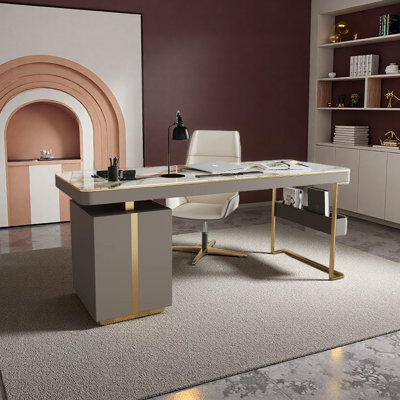 Bureau en pierre frittée durable