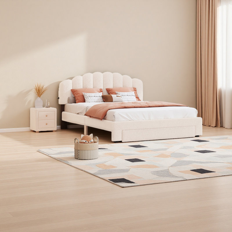 Grand lit plateforme tapissier Teddy, Beige